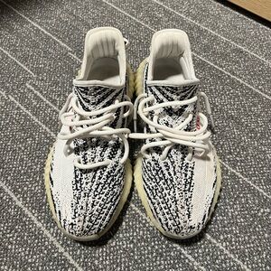Yeezy Boost 350 V2 Zebra - White & Black